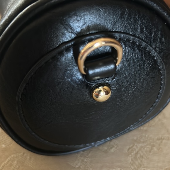 Bellamy Barrel Bag by Pretty Simple - Picture 8 of 8